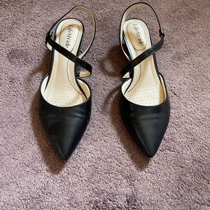 Life Stride Black Pointed Toe Slingback Heels